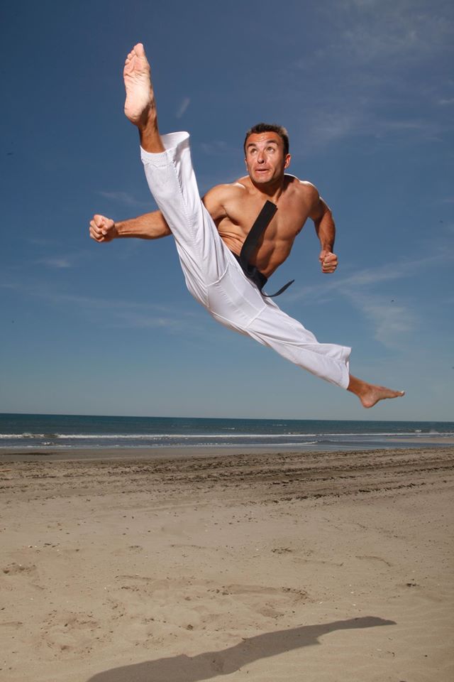 Abdos et poignées d'amour : Stop à la flexion latérale (Side Bends) !